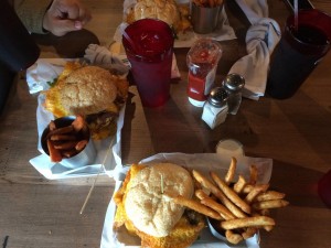 NEW EATERY: The food is aplenty at the Squeeze Inn. PHOTO BY BRIAN RATTO